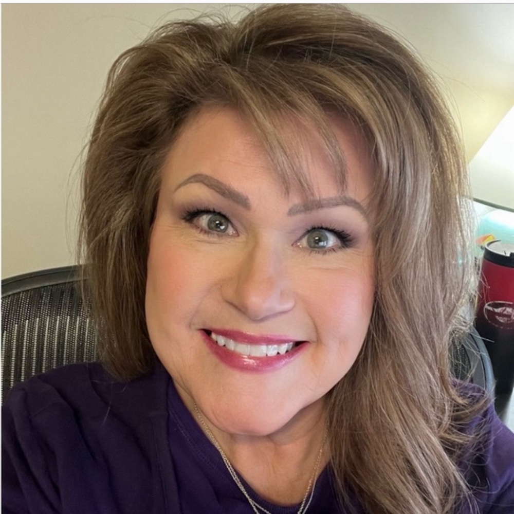 Meet your Posher, Kimberly